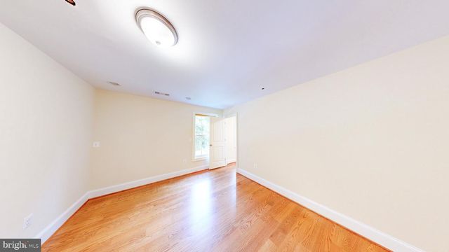 6403 EARLHAM DR, Bethesda, MD 20817