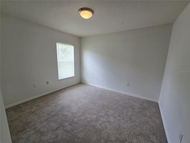 15305 PALOMA PARK LANE, Lithia, FL 33547