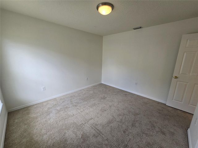 15305 PALOMA PARK LANE, Lithia, FL 33547