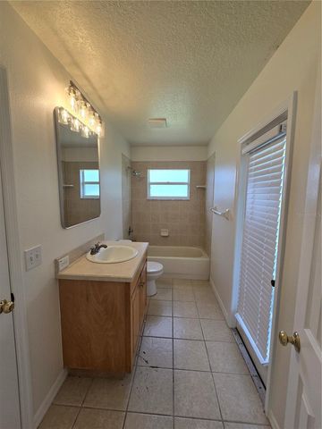 15305 PALOMA PARK LANE, Lithia, FL 33547
