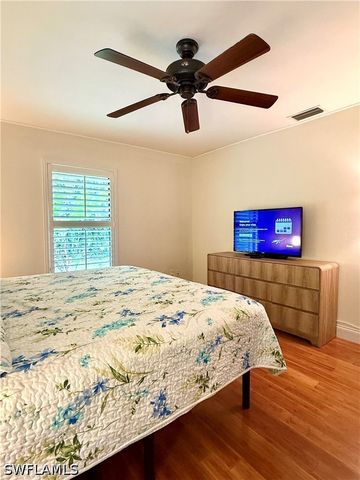 2171 Kings Lake BLVD, Naples, FL 34112