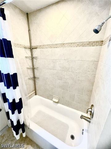 2171 Kings Lake BLVD, Naples, FL 34112
