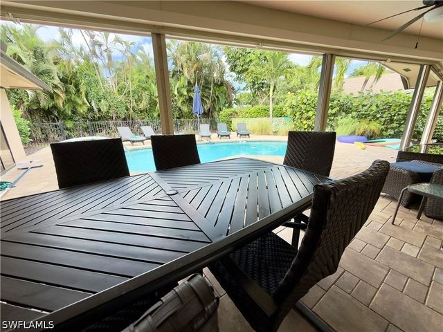 2171 Kings Lake BLVD, Naples, FL 34112