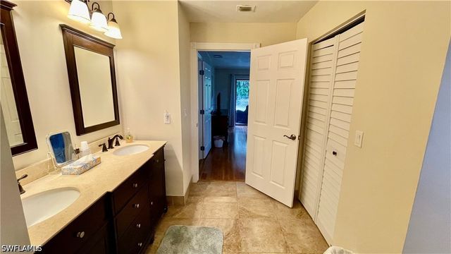 2171 Kings Lake BLVD, Naples, FL 34112