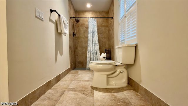 2171 Kings Lake BLVD, Naples, FL 34112