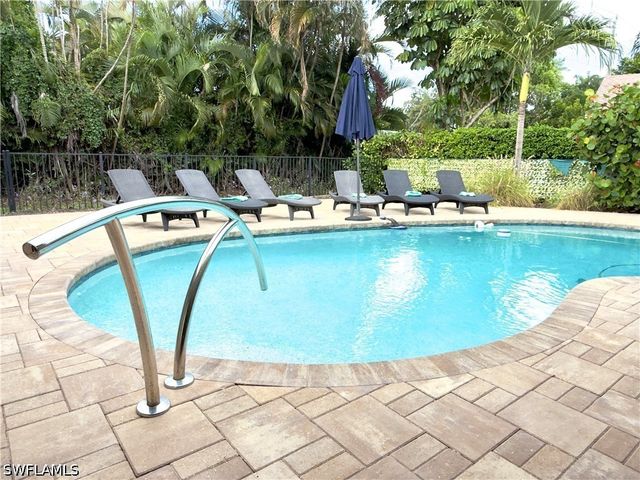 2171 Kings Lake BLVD, Naples, FL 34112