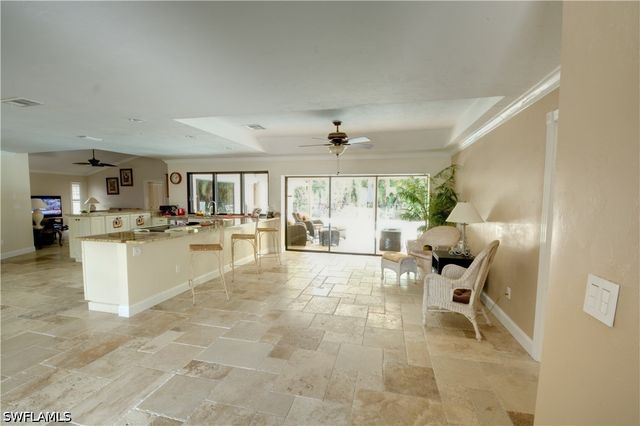 2171 Kings Lake BLVD, Naples, FL 34112