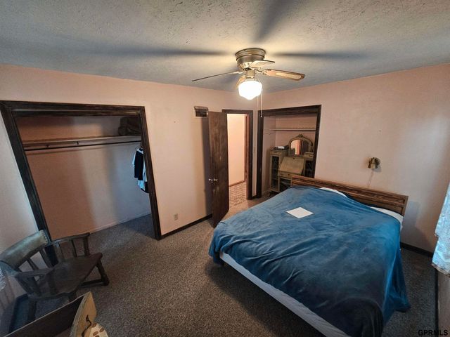 2419 Grand Island Avenue, Grand Island, NE 68803