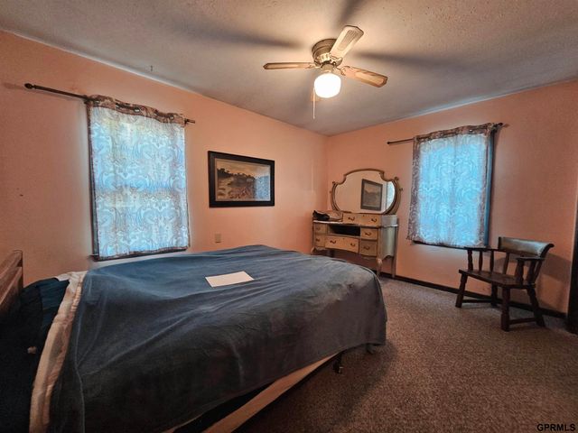 2419 Grand Island Avenue, Grand Island, NE 68803