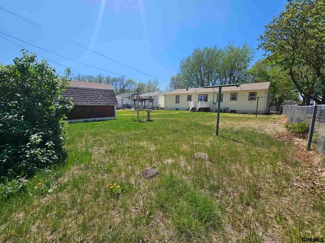 2419 Grand Island Avenue, Grand Island, NE 68803