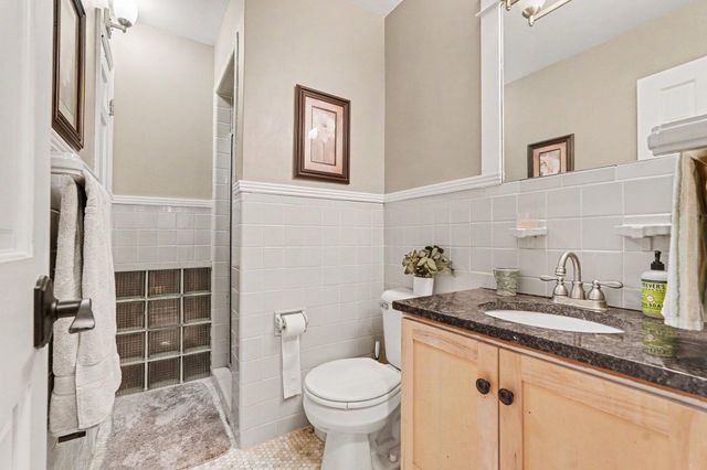 932 Floral Avenue Se, East Grand Rapids, MI 49506