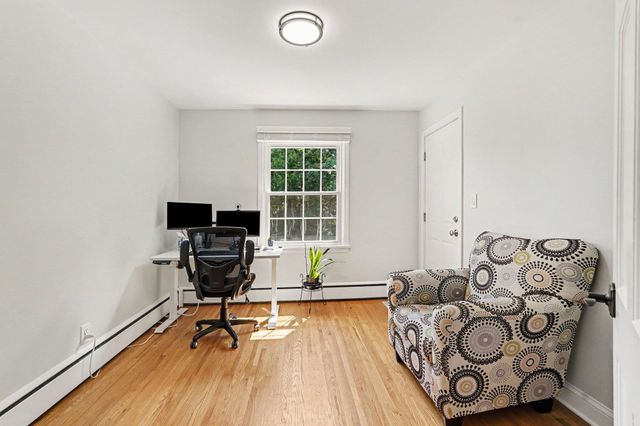 932 Floral Avenue Se, East Grand Rapids, MI 49506