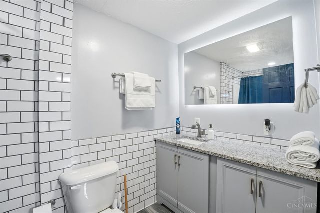 320 Mohawk Street, Cincinnati, OH 45214