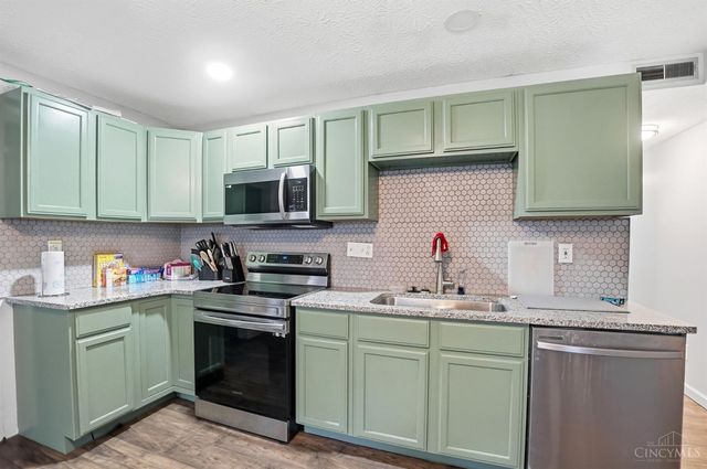 320 Mohawk Street, Cincinnati, OH 45214