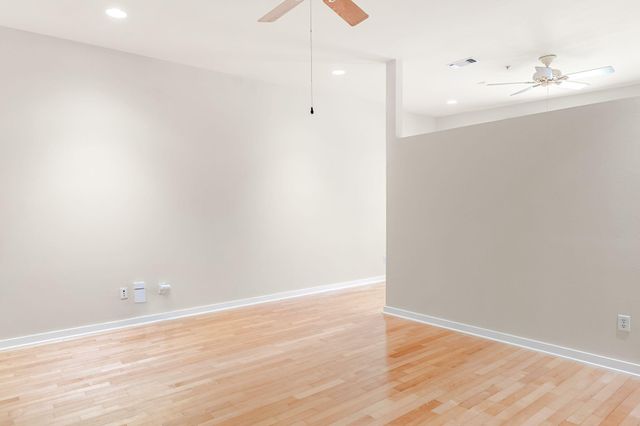 2931 E 12th ST 201, Austin, TX 78702