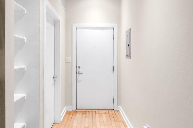 2931 E 12th ST 201, Austin, TX 78702