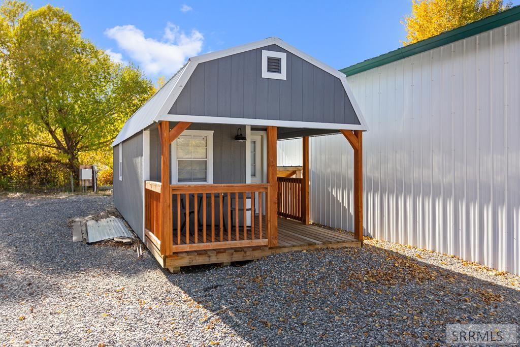 Image 20 of property listing at 107 & 109 Willow Street, Mackay, ID 83251