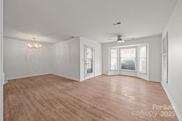 6203 Rosecroft Drive, Charlotte, NC 28215