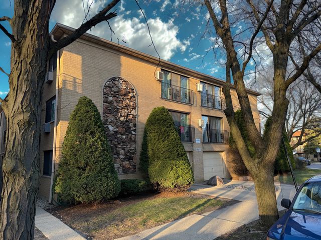 5506 W HIGGINS Avenue 3, Chicago, IL 60630