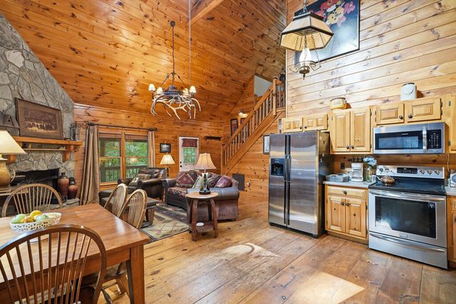 153 Blackberry Falls Drive, Ellijay, GA 30540