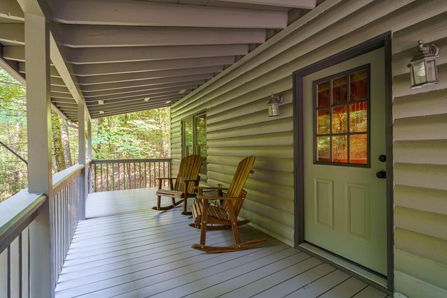 153 Blackberry Falls Drive, Ellijay, GA 30540