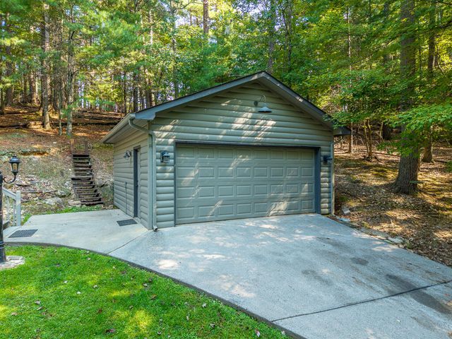 153 Blackberry Falls Drive, Ellijay, GA 30540