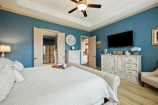 2325 Vineyard Terrace Lane, League City, TX 77573