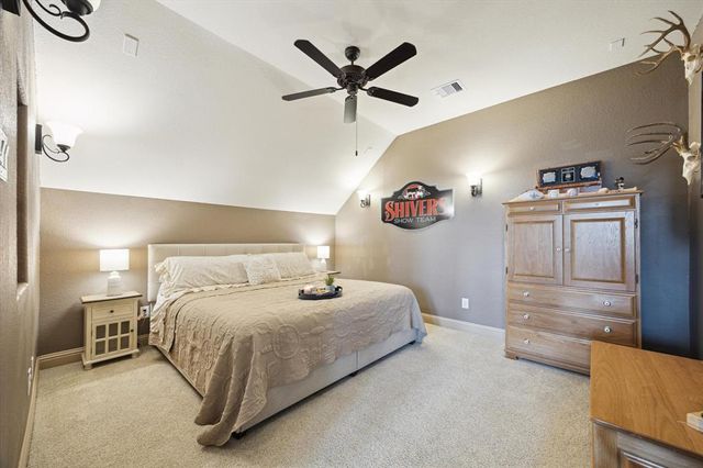 2325 Vineyard Terrace Lane, League City, TX 77573