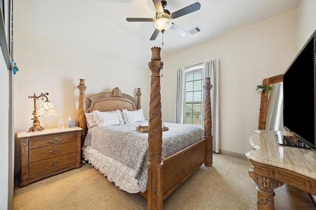 2325 Vineyard Terrace Lane, League City, TX 77573