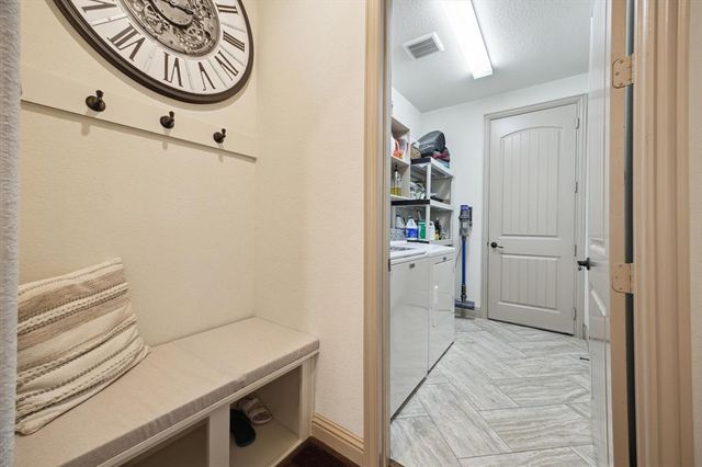 2325 Vineyard Terrace Lane, League City, TX 77573