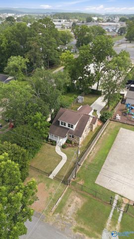 3105 7th Avenue SW, Huntsville, AL 35805