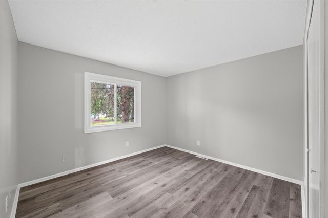 7535 Humboldt Circle N, Brooklyn Park, MN 55444