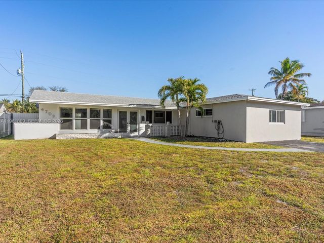 4709 Washington St, Hollywood, FL 33021