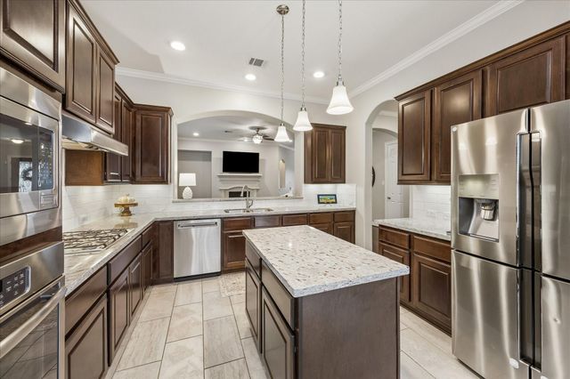 2809 Shadow Woods Court, Houston, TX 77043