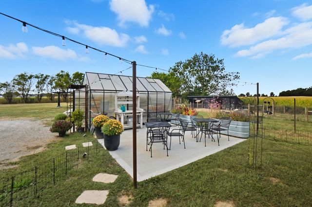 3149 Bloomingburg New Holland Road Road NE, Washington Court House, OH 43160