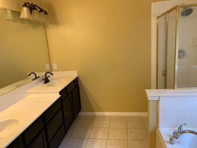 1709 Copper Leaf Drive, Corinth, TX 76210