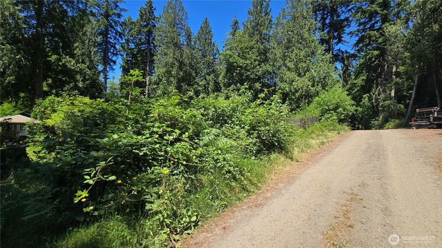 9287 NE Spruce Avenue, Indianola, WA 98342