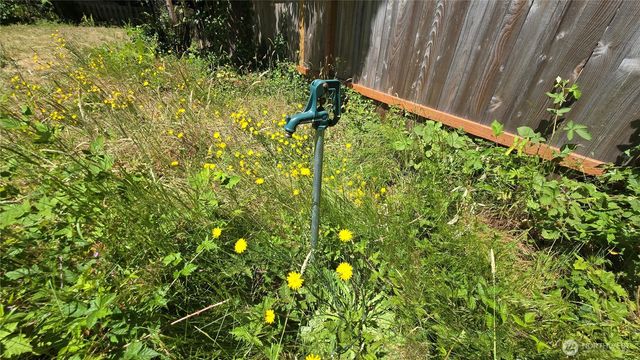 9287 NE Spruce Avenue, Indianola, WA 98342