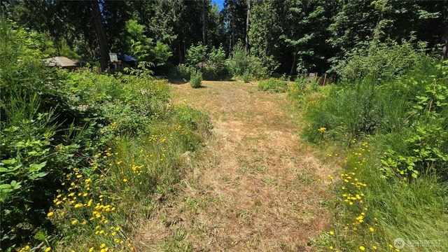 9287 NE Spruce Avenue, Indianola, WA 98342