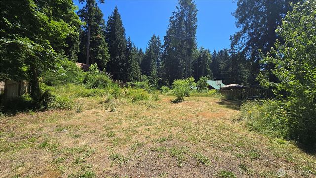 9287 NE Spruce Avenue, Indianola, WA 98342