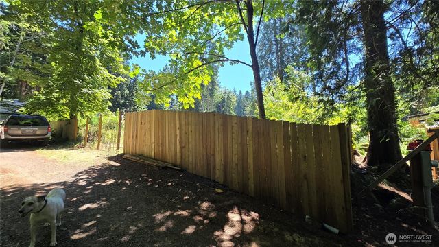9287 NE Spruce Avenue, Indianola, WA 98342