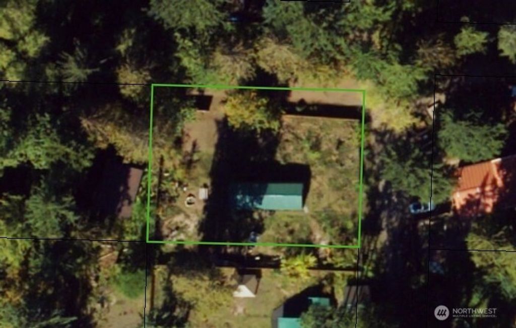 9287 NE Spruce Avenue, Indianola, WA 98342