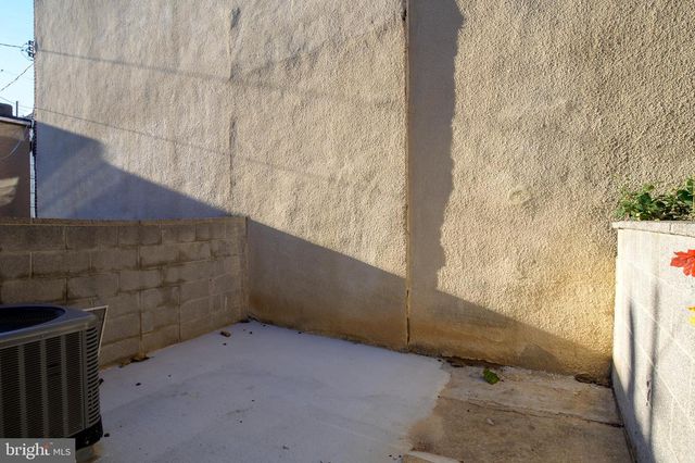 2112 EASTERN AVE, Baltimore, MD 21231