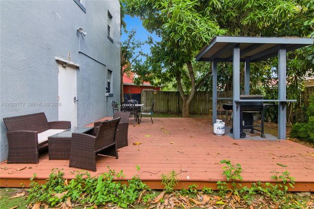 536 NE 62nd St 1, Miami, FL 33138