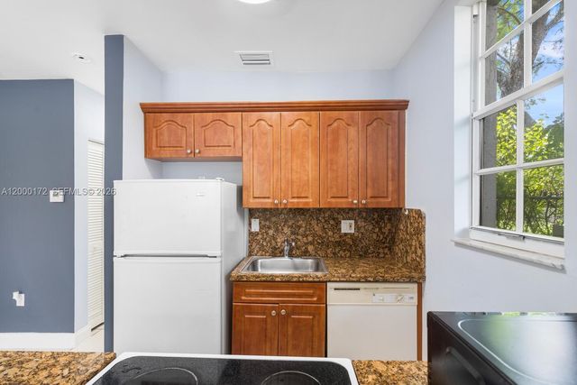 536 NE 62nd St 1, Miami, FL 33138