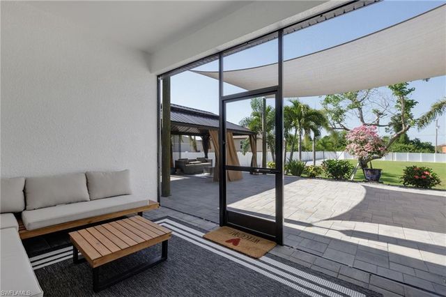 3609 8th ST SW, Lehigh Acres, FL 33976