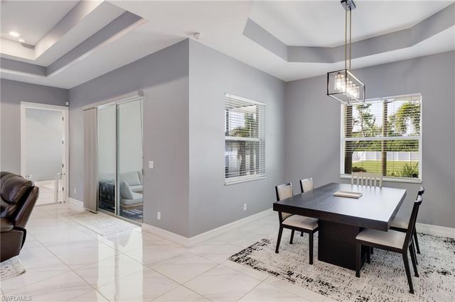 3609 8th ST SW, Lehigh Acres, FL 33976