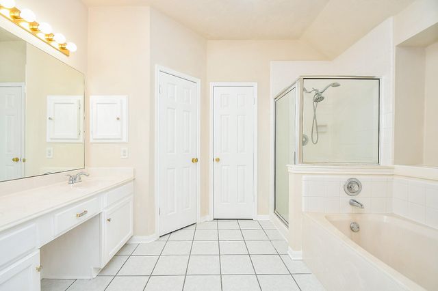 16422 Ember Hollow Lane, Sugar Land, TX 77498