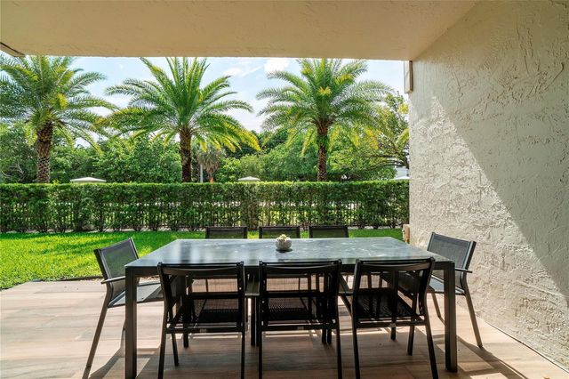 3908 S Ocean Boulevard Th4, Highland Beach, FL 33487