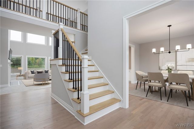 13 Kestrel Court, Orchard Park, NY 14127